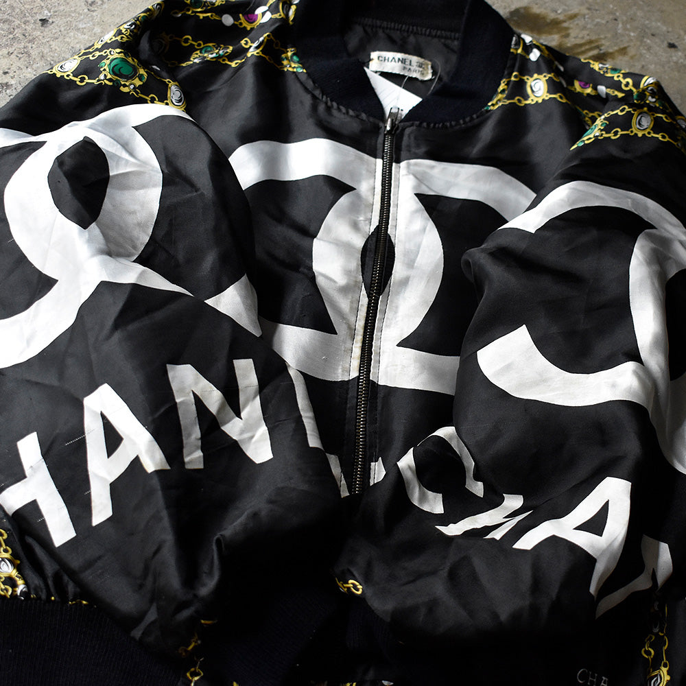 80's  special！ ブラック！ ブートレグ “CHANEL“ スカーフ柄ジャケット 240923H