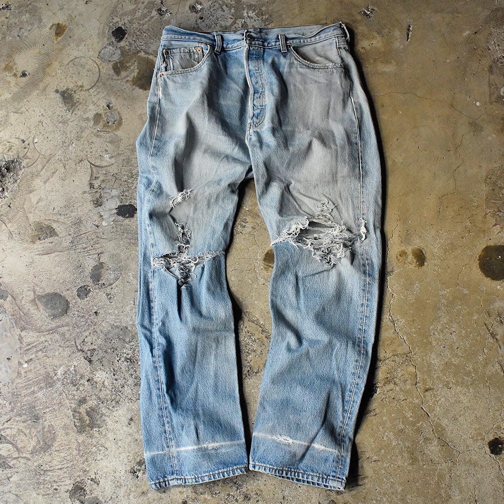 ダメージ！ Levi's 501 デニムパンツ Euro製 240108H