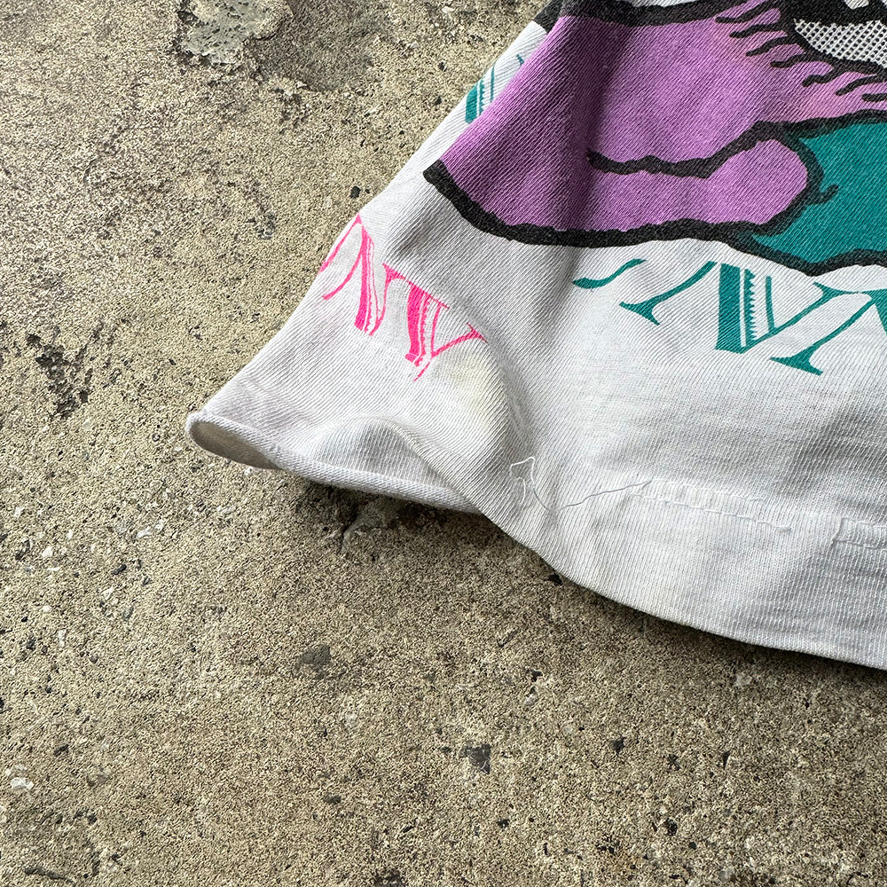 90's AOP！ Looney Tunes “Bugs Bunny Tシャツ 240309H