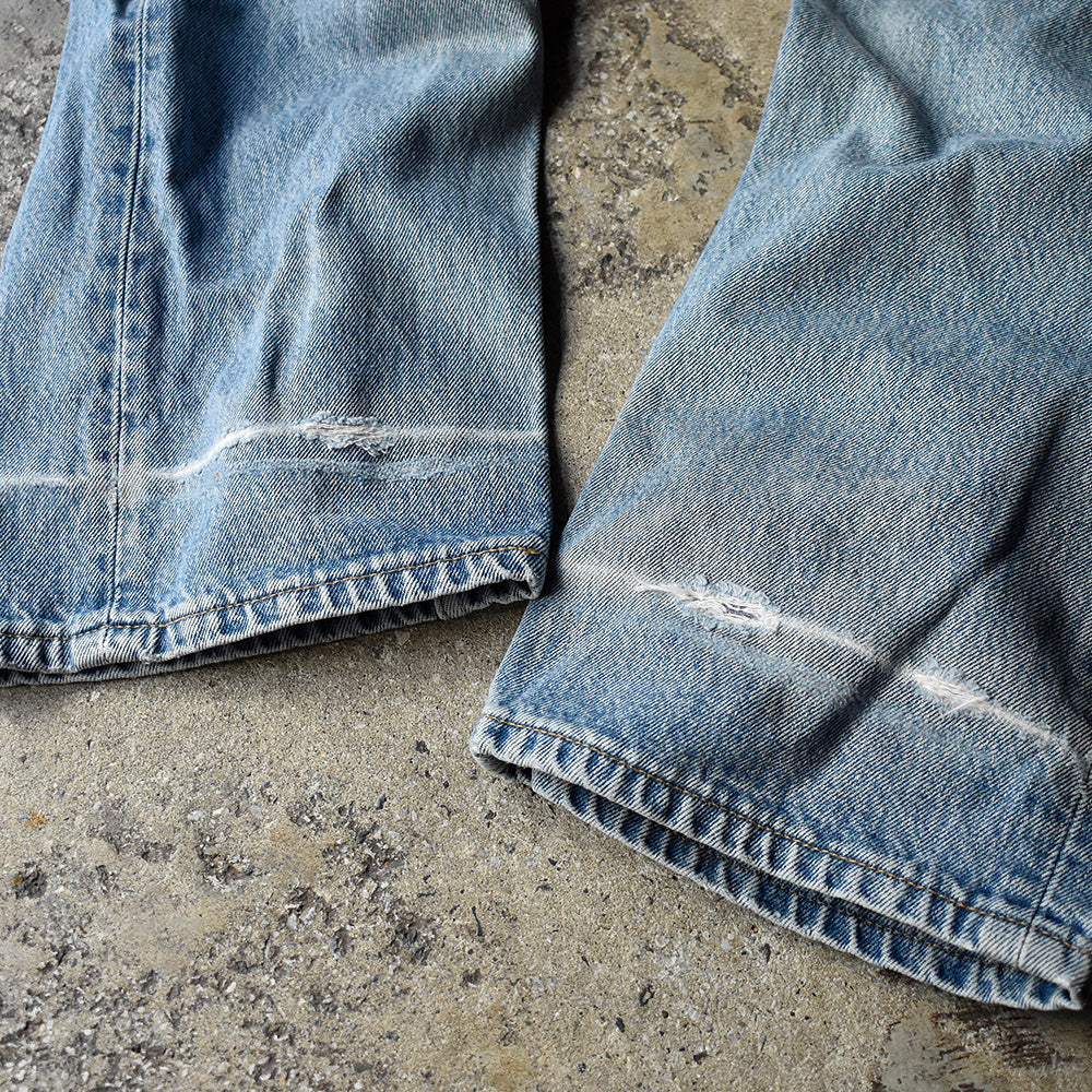 ダメージ！ Levi's 501 デニムパンツ Euro製 240108H