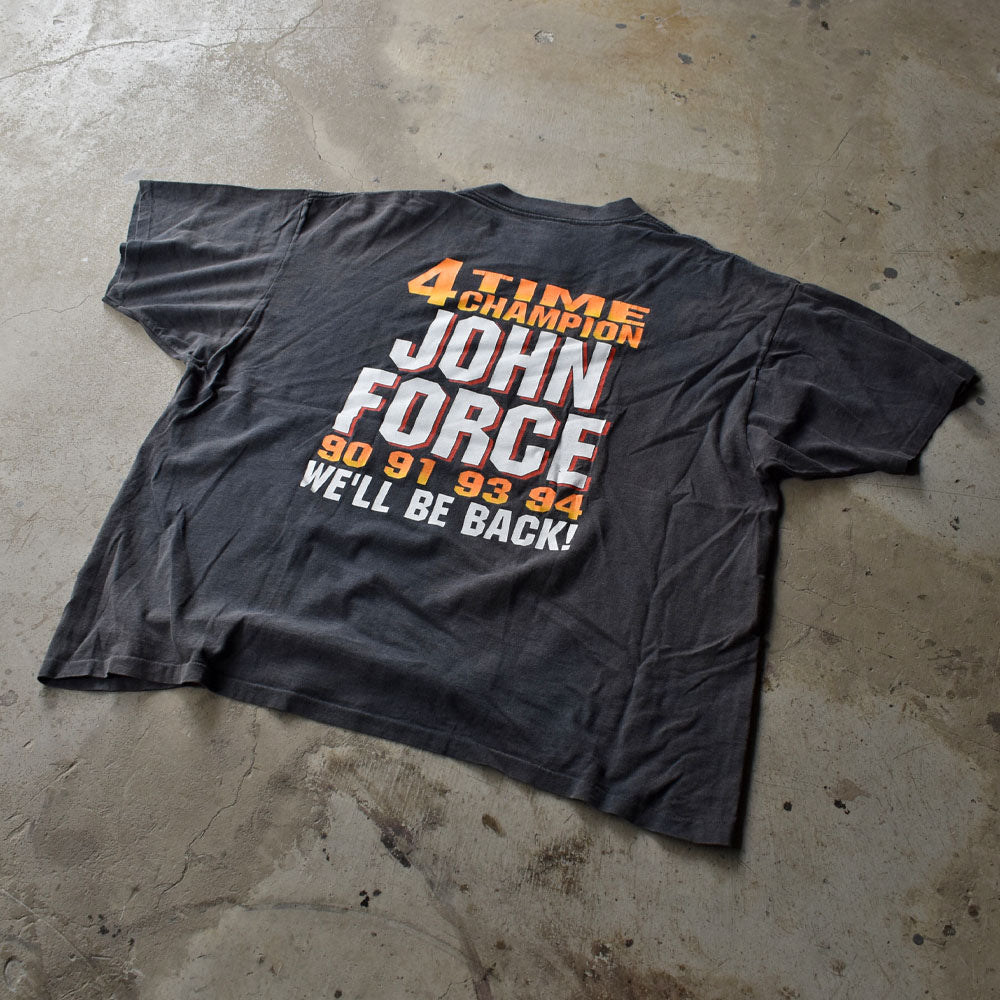 90's　JOHN FORCE/ジョン・フォース “THE NIGHTMARE NEVER ENDS” レーシング Tシャツ 　USA製　230625