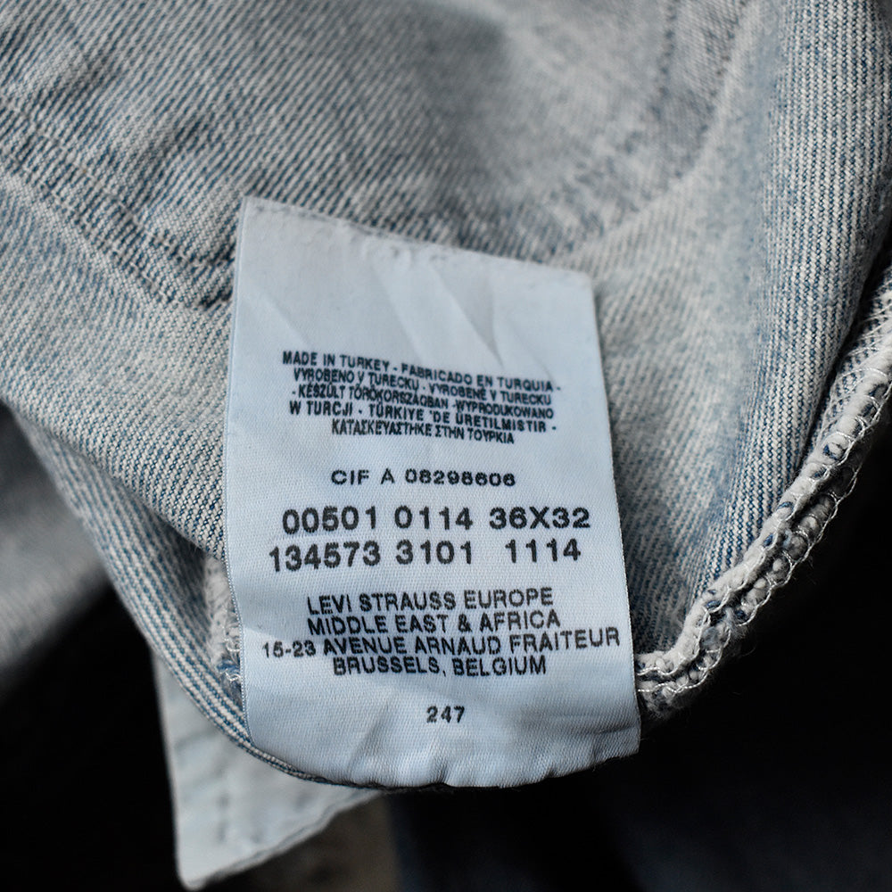 ダメージ！ Levi's 501 デニムパンツ Euro製 240108H