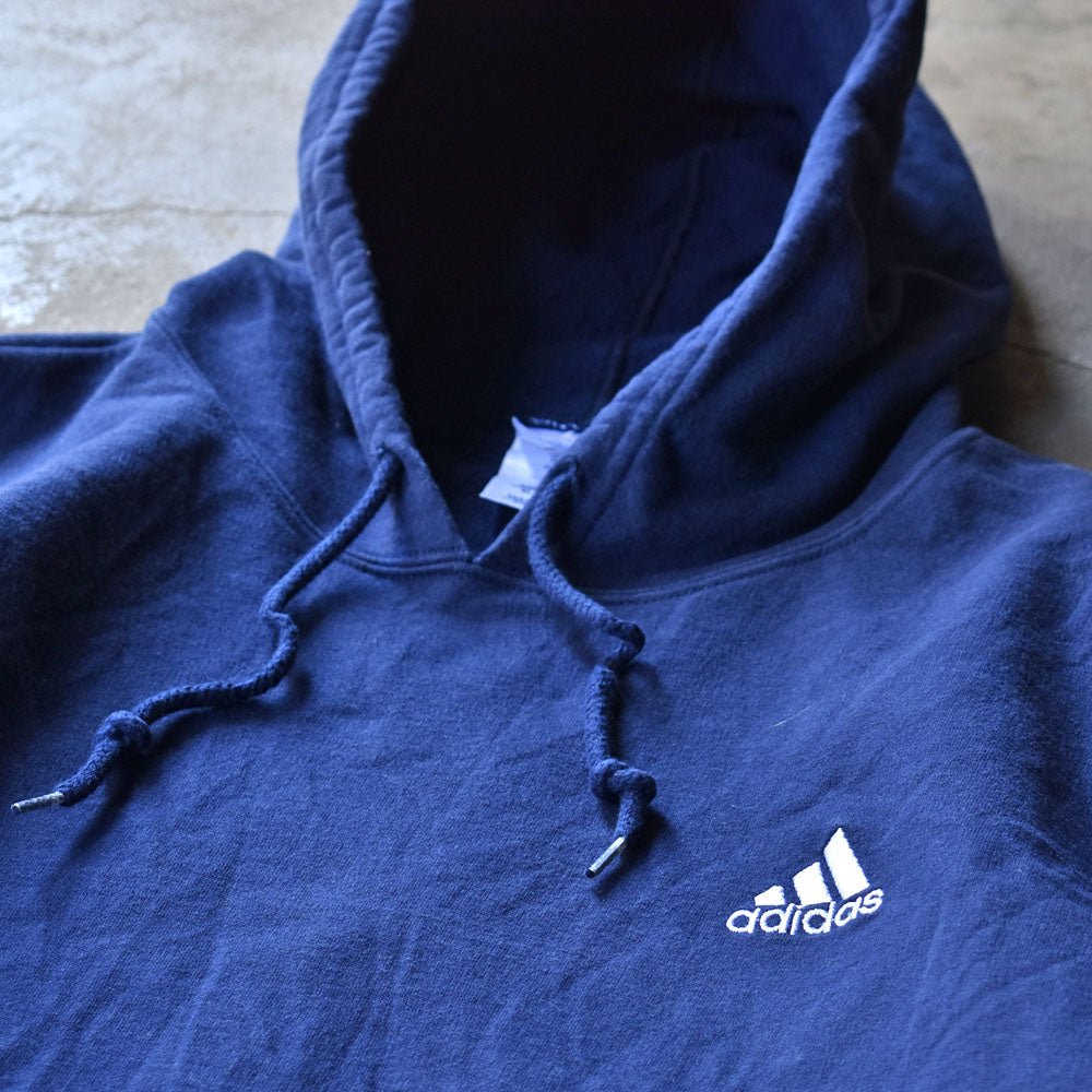 90’s adidas パフォーマンスロゴ刺繡 パーカー 240311