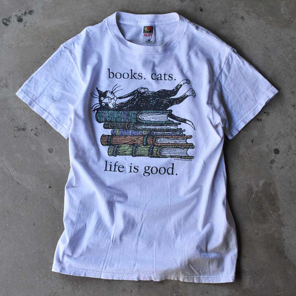 Fruit of the Loom “Edward Gorey / books cats” アート Tシャツ 240503