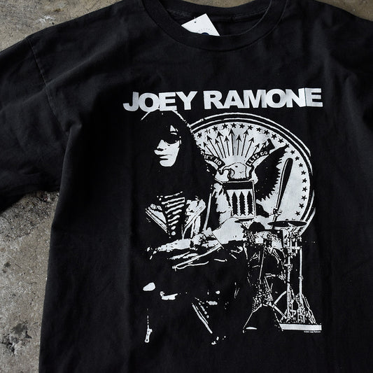 Y2K Ramones “Joey Ramone“ Tシャツ 250616H
