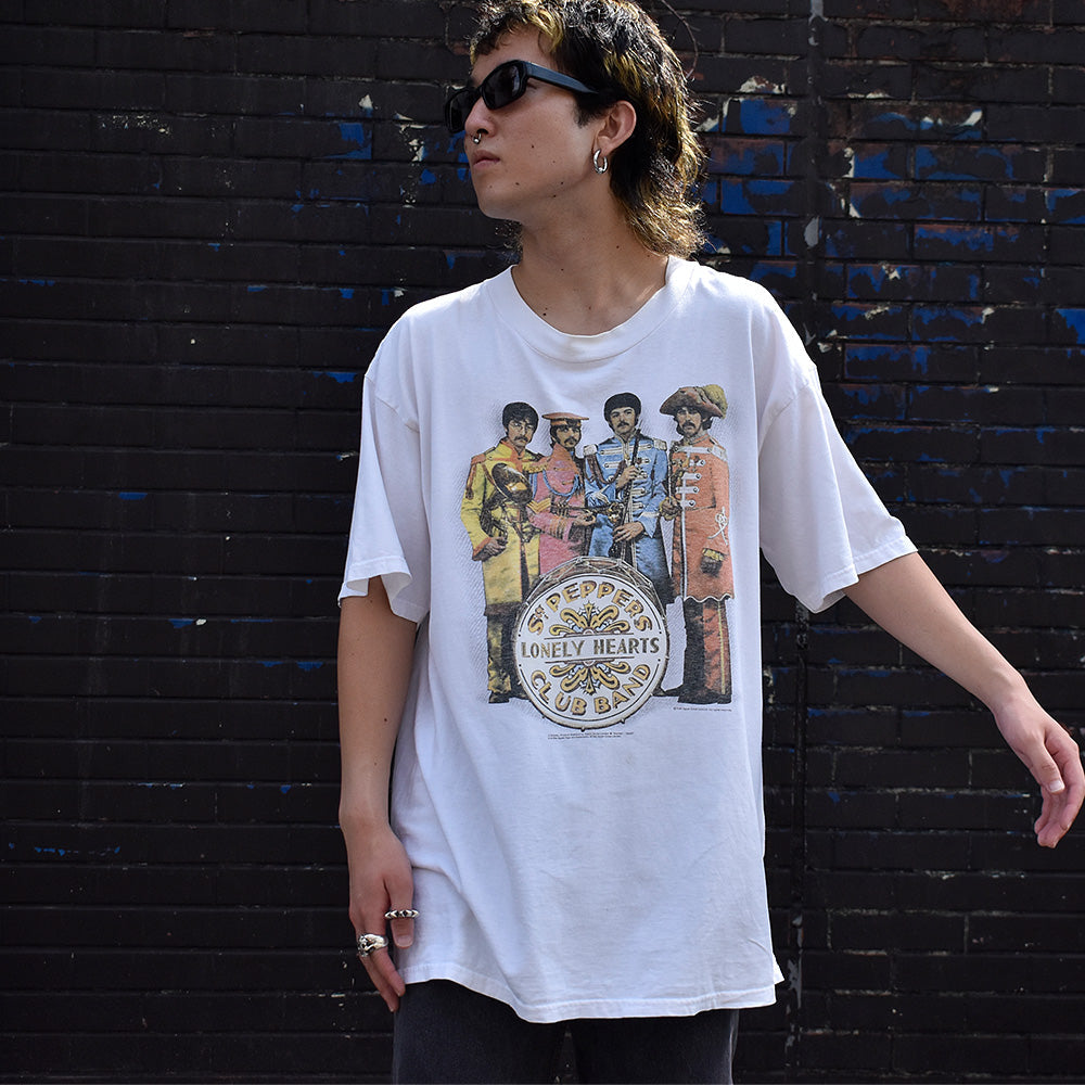 90's The Beatles “Sgt. Pepper's Lonely Hearts Club Band” Tシャツ 230928H