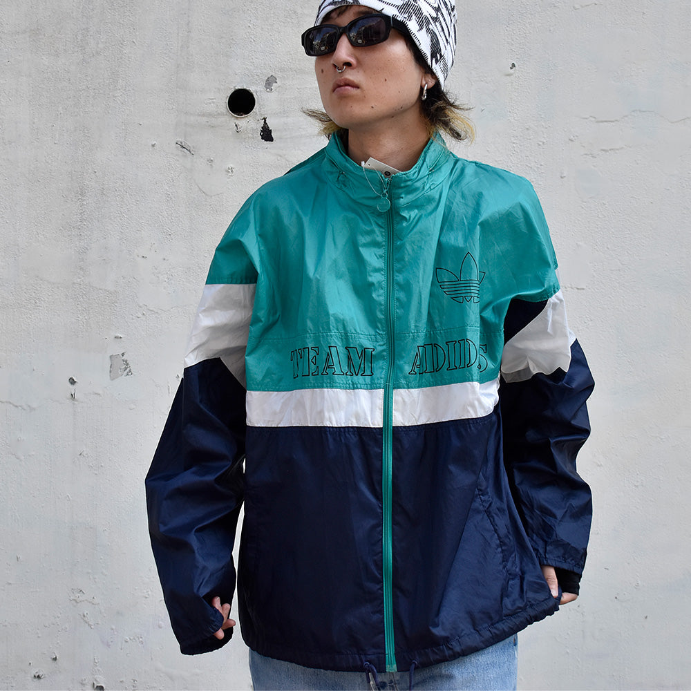 80's adidas “TEAM ADIDAS” フード付き ナイロンジャケット 231029H