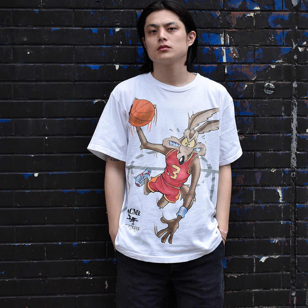 90's Looney Tunes バスケットボール！ "ワイリー・コヨーテ" Tシャツ USA製 240704H