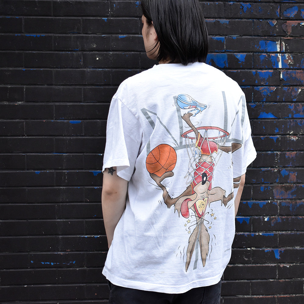 90's Looney Tunes バスケットボール！ "ワイリー・コヨーテ" Tシャツ USA製 240704H