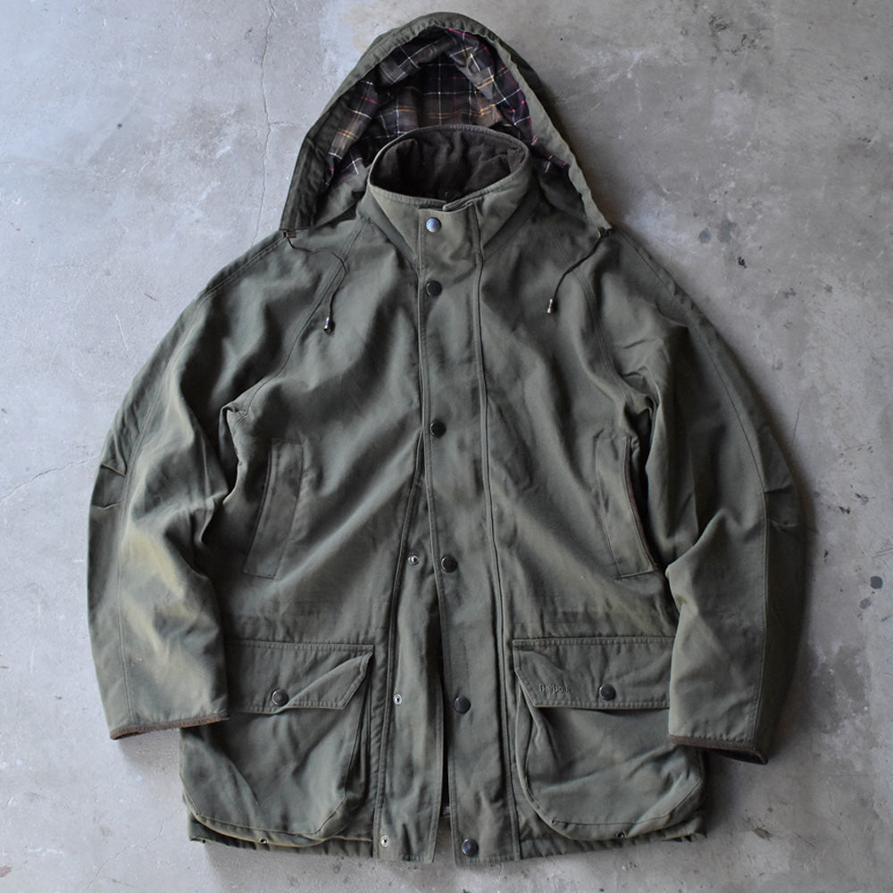 Barbour “T1 BERWICK ENDURANCE JKT” ノンオイルド ジャケット 240124