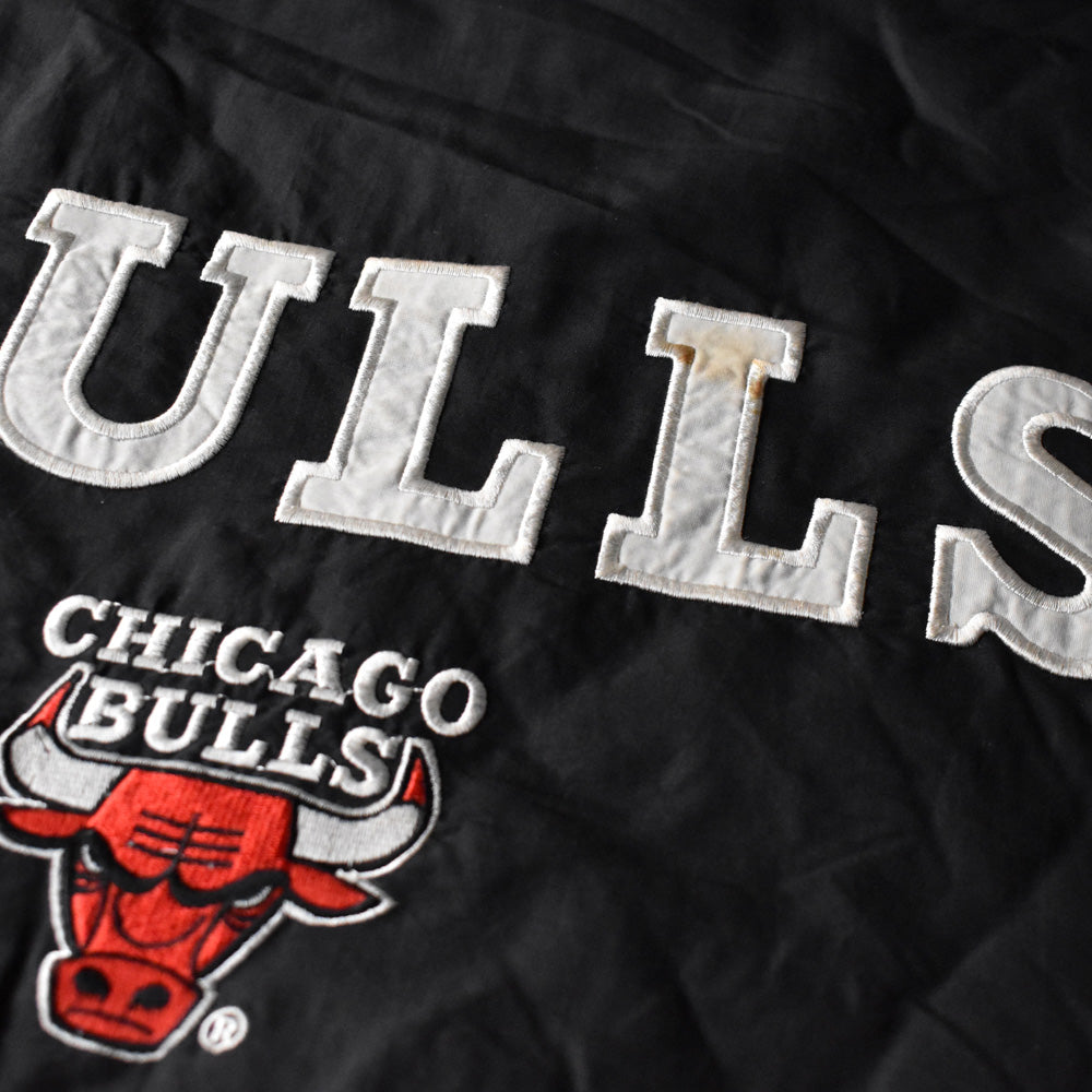 90’s COMPETITOR “NBA Chicago Bulls” 中綿入り ナイロンジャケット 240306