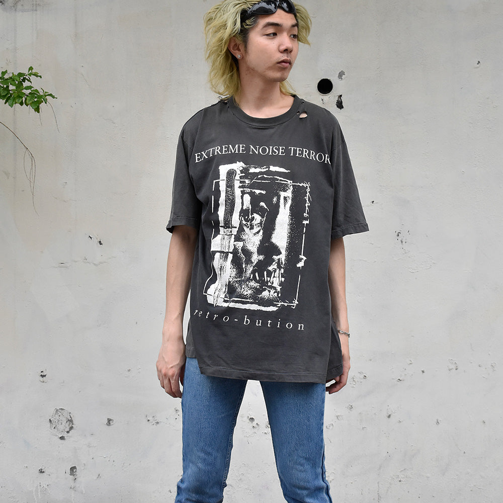 90's Extreme Noise Terror “Retro-Bution” Tシャツ 250615HTJ3