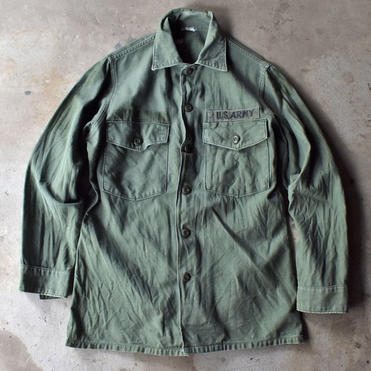 60’s U.S.ARMY シャツ袖 4th ユーティリティシャツ 240331
