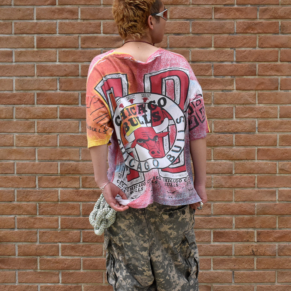 90's AOP！ NBA “Chicago Bulls” Tシャツ 250608H
