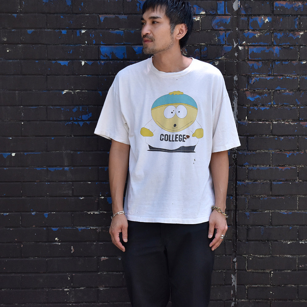 90's South Park “CARTMAN COLLEGE” 海外アニメ キャラ Tシャツ 250727H