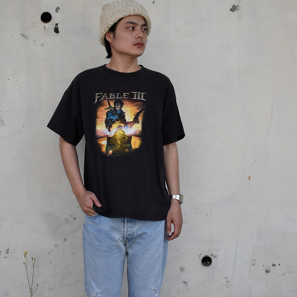 Y2K Xbox 360 Microsoft “Fable III” ゲーム Tシャツ 250815H