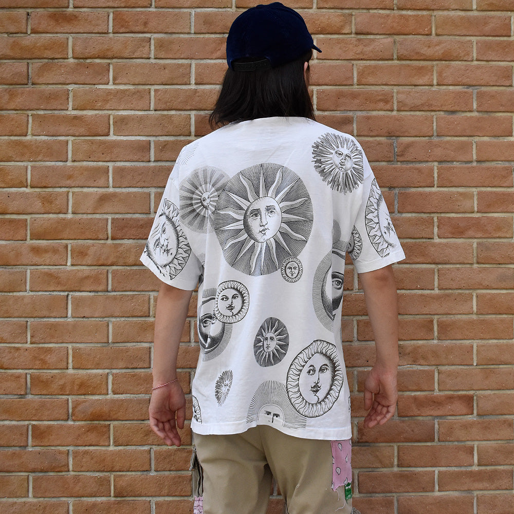 90's マルチ！AOP！ “FORNASETTI“ SUN & MOON Tシャツ 240811H