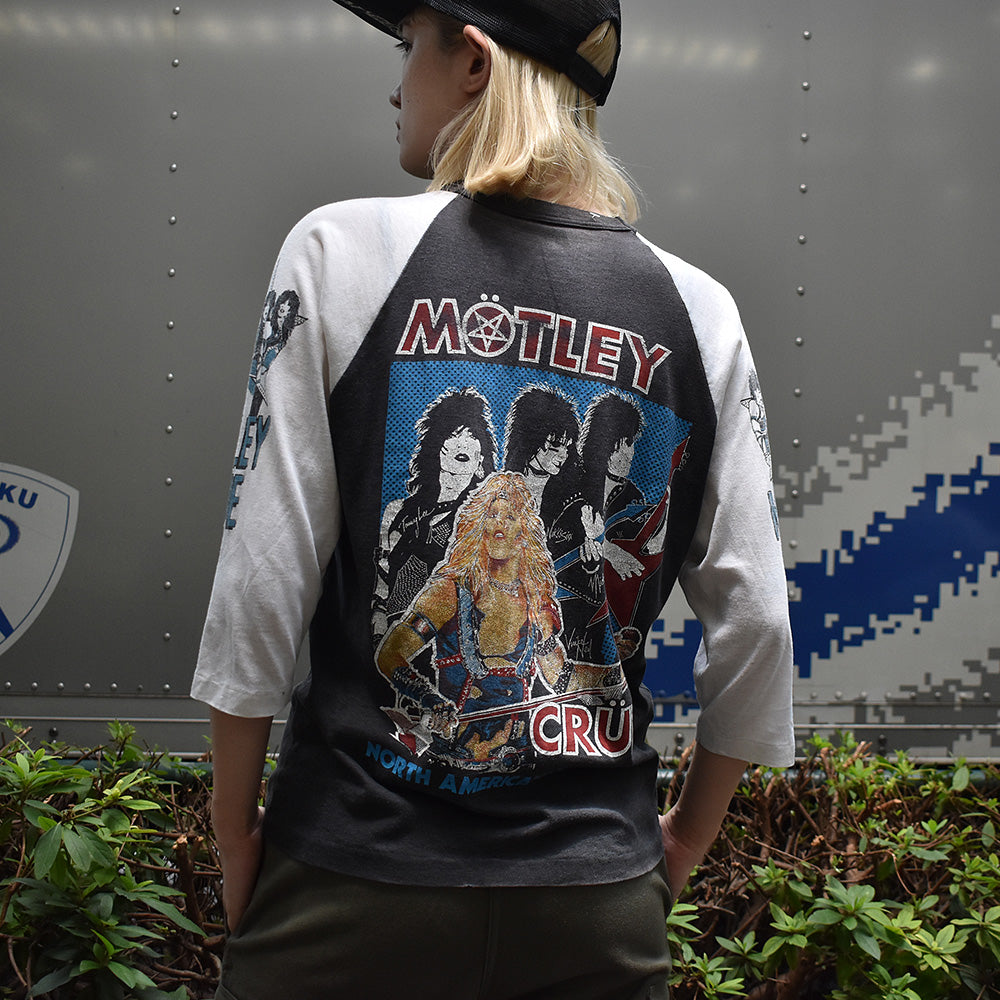 80's　Mötley Crüe/モトリー・クルー　"North American Tour" 袖プリント！ Raglan sleeve Tee　230705H