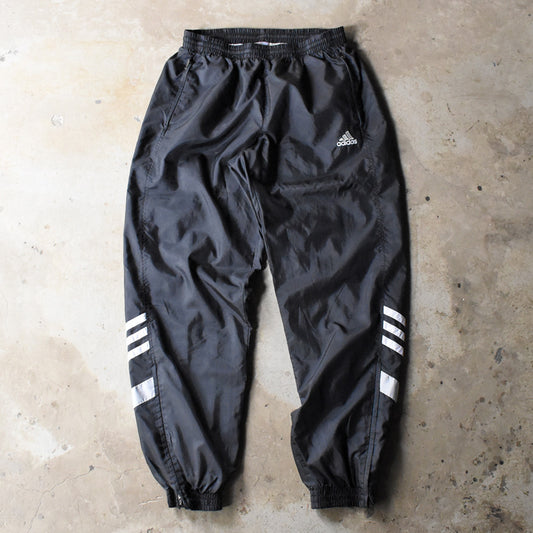adidas ナイロントラックパンツ 250410H