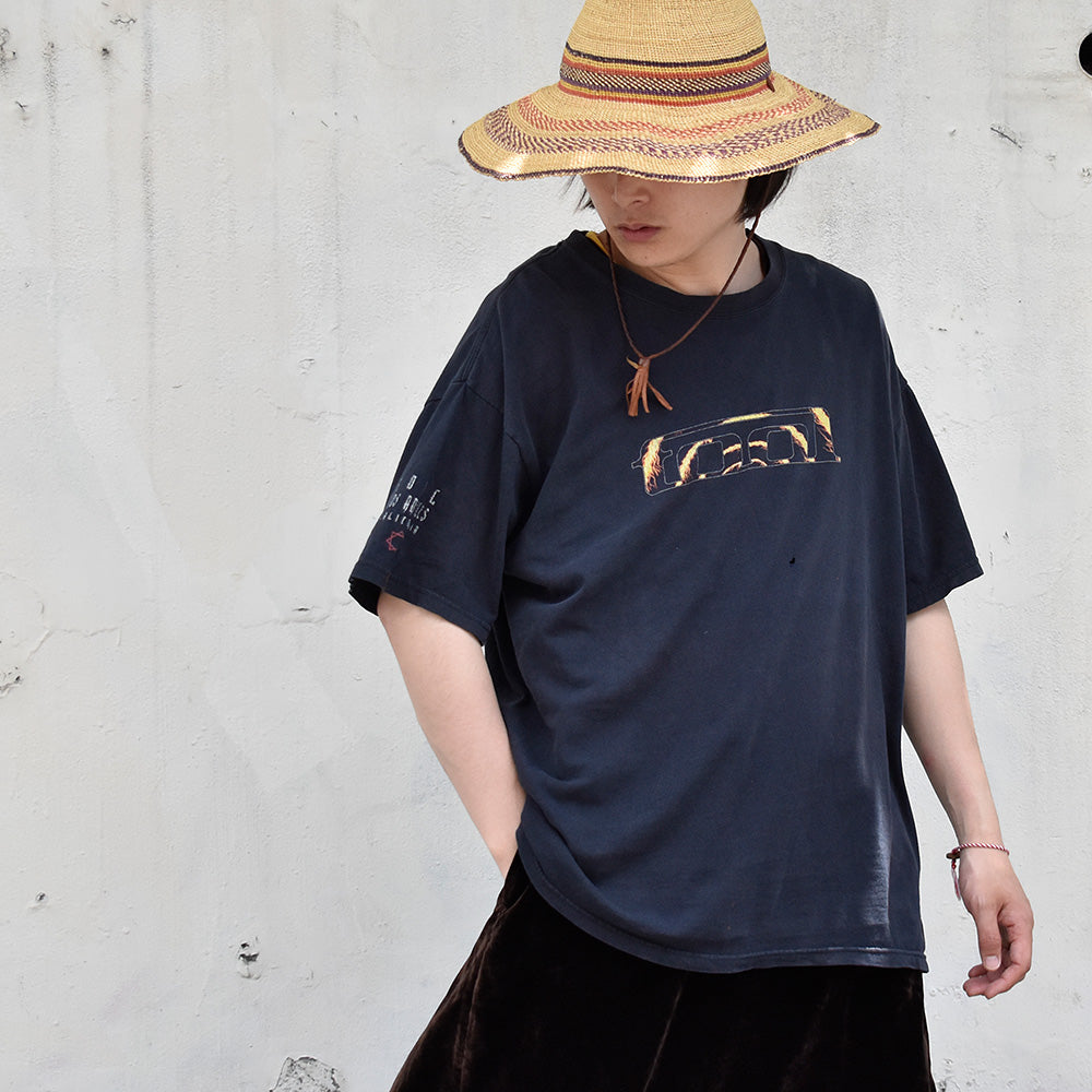 トゥール バンドロゴ バックグラフィック Los Angeles California 袖プリント Tシャツ 2000年代初頭 古着