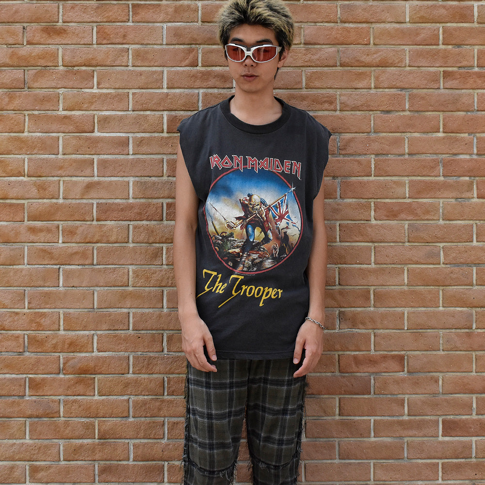90's Iron Maiden “The Trooper” カットオフ ロック Tシャツ 250804H