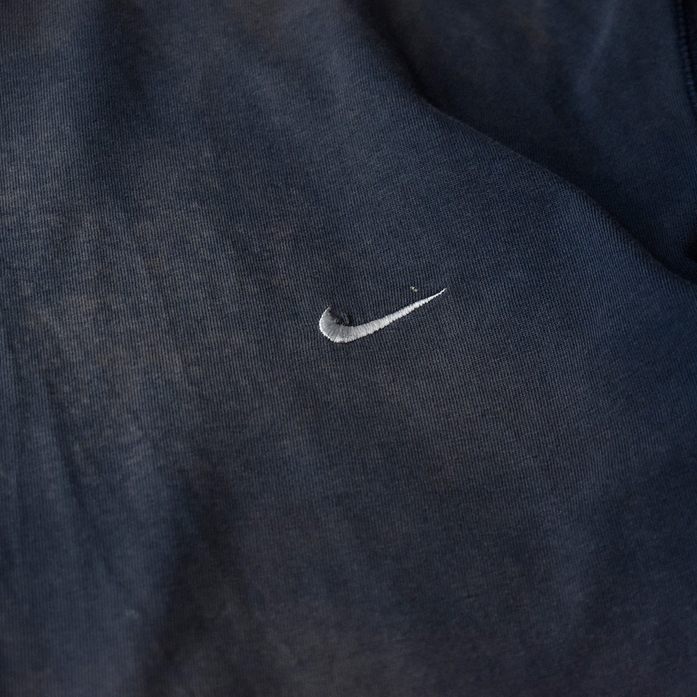 Y2K NIKE ペンキ！ブリーチ！ small swoosh logo刺繍 Tシャツ 241102H