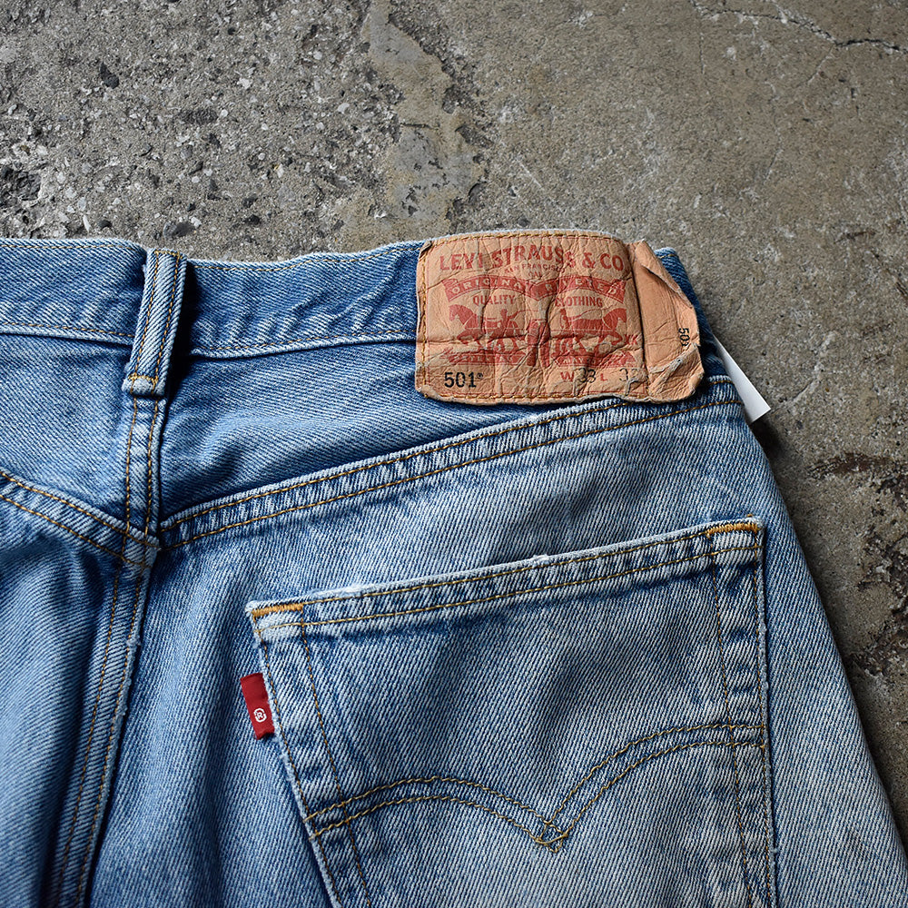 ダメージ！ Levi's 501 デニムパンツ 240426H
