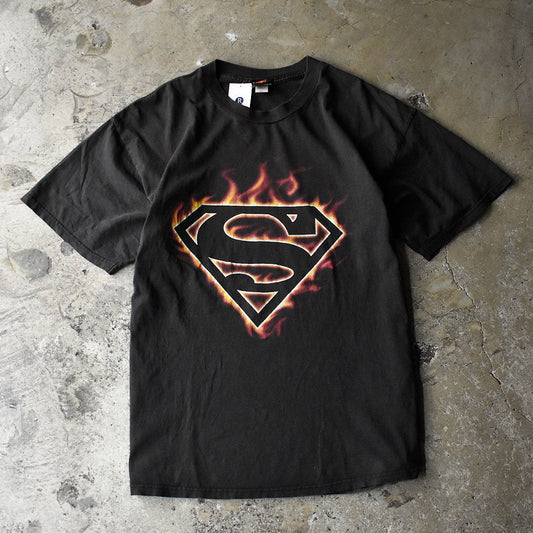 Y2K DC comics “Superman” ファイヤーロゴ! 海外コミック Tシャツ USA製 250812H