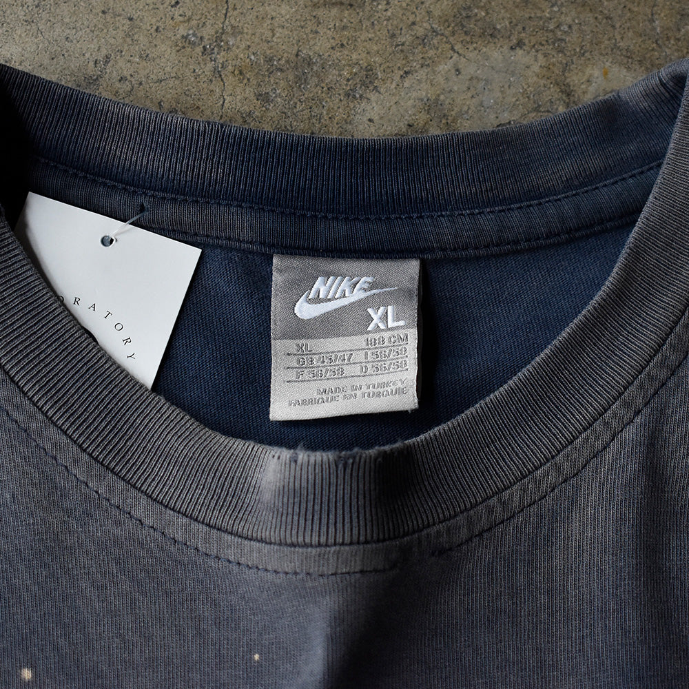 Y2K NIKE ペンキ！ブリーチ！ small swoosh logo刺繍 Tシャツ 241102H