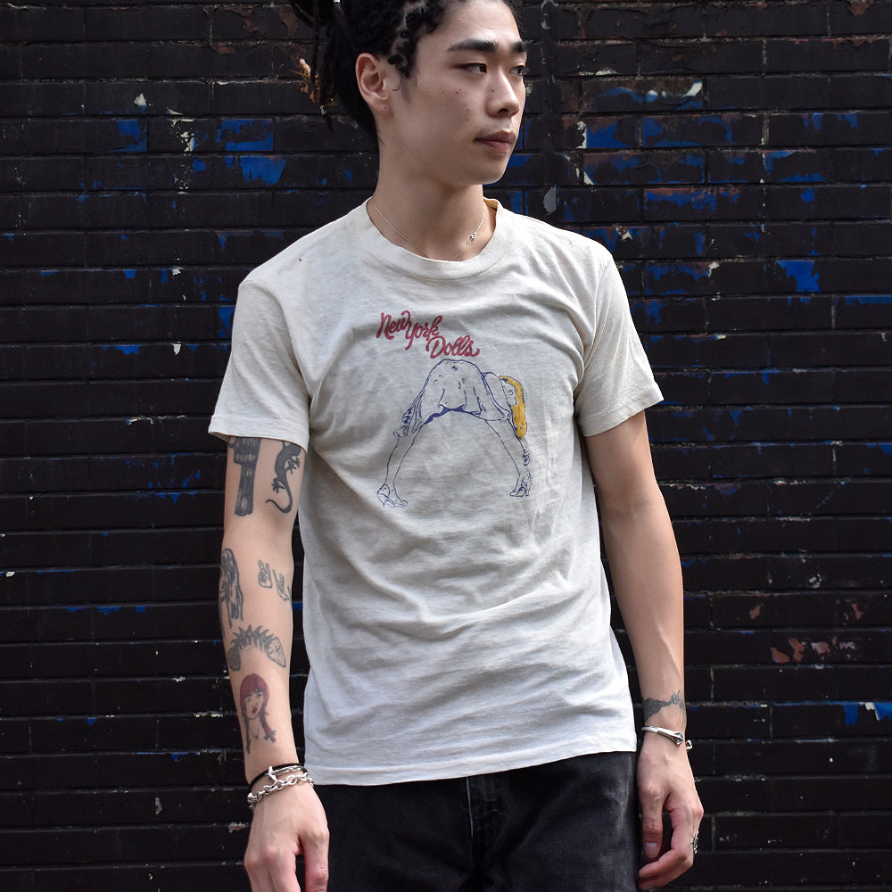 70's New York Dolls “Hip Girl” Tシャツ “Couleurshirt掲載” 231002HY33