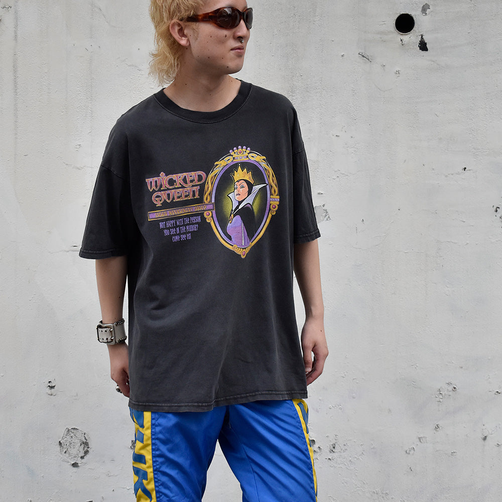 90's～ Disney 白雪姫 “Wicked Queen” Tシャツ 240604H