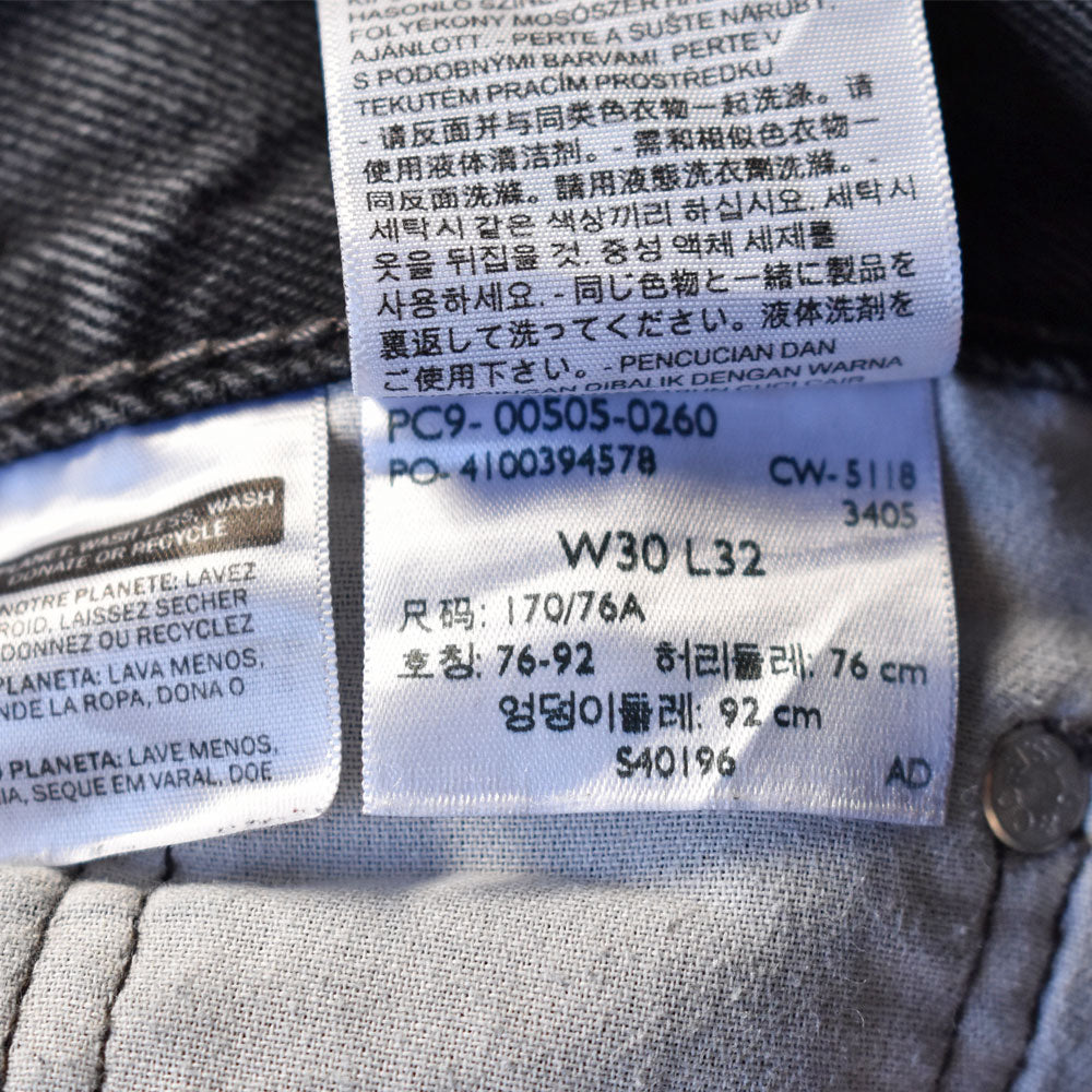 Levi's 505 ブラックデニムパンツ 240504