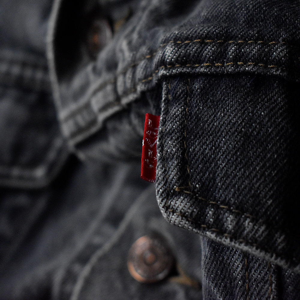 90's Levi's 70506 02 先染めブラック デニムジャケット Made in Great Britain 250719H