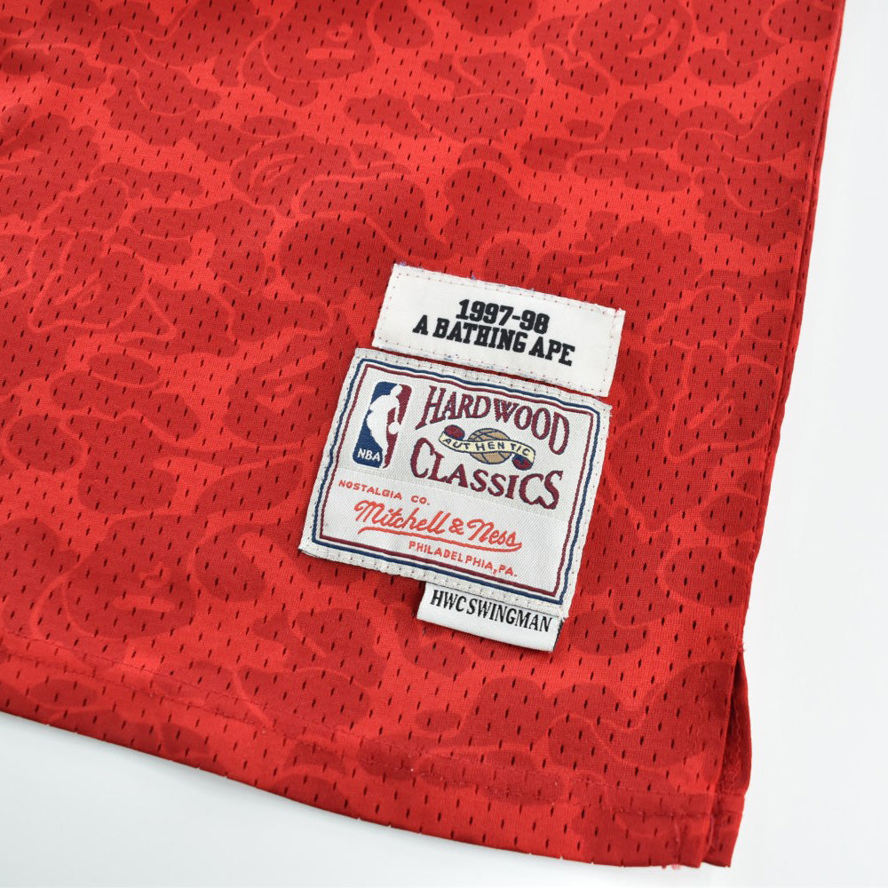 A BATHING APE × Mitchell & Ness シカゴブルズ バスケジャージ 260421H