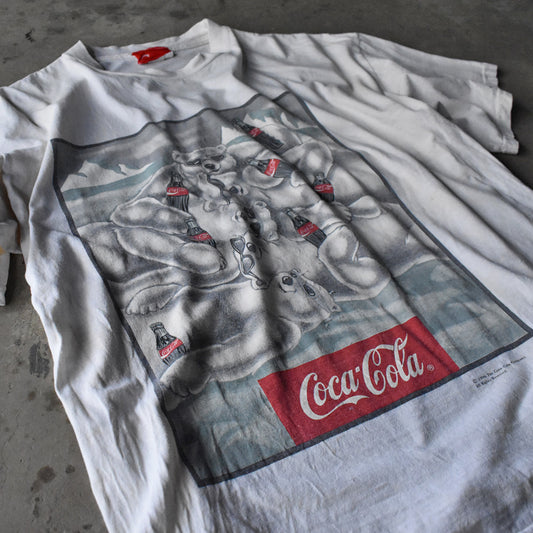 90's Coca-Cola “POLAR BEAR” 両面プリント Tシャツ USA製 240326