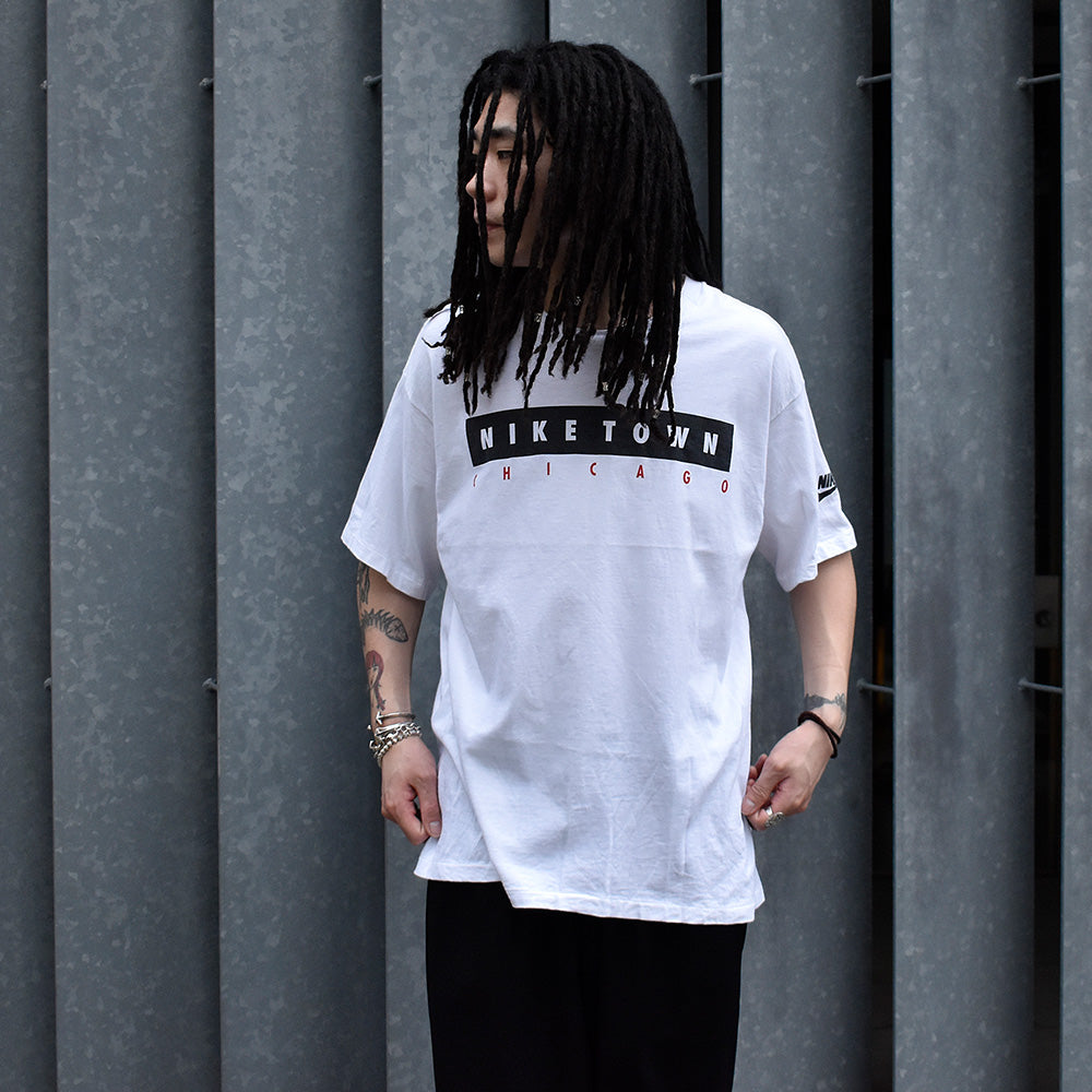 90's NIKE “NIKE TOWN” Tシャツ USA製 240508H