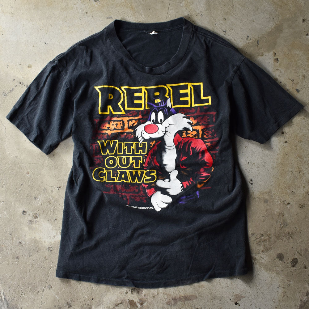 90's　Looney Tunes/ルーニー・テューンズ ”REBEL WITH OUT CLAWS” Tシャツ　USA製　230814