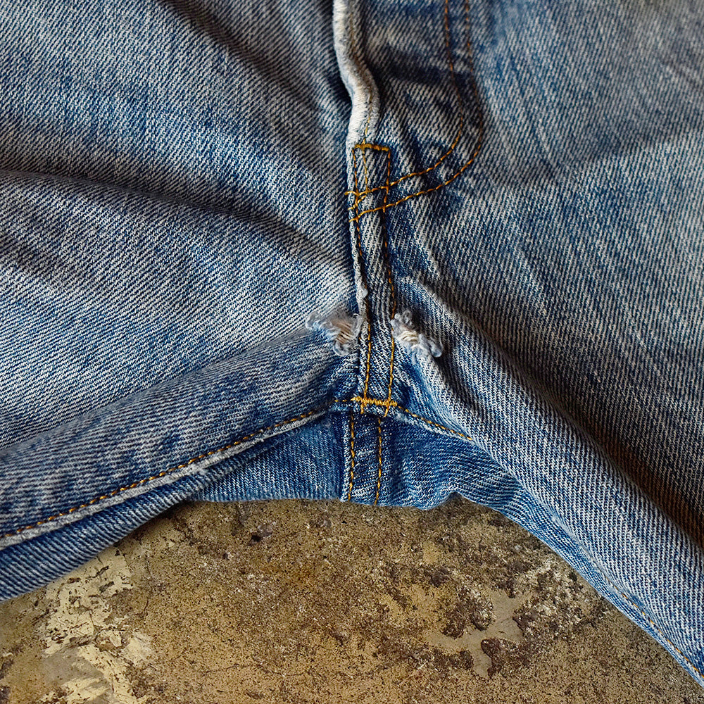 Y2K ダメージ！ Levi's 501 デニムパンツ 231222H