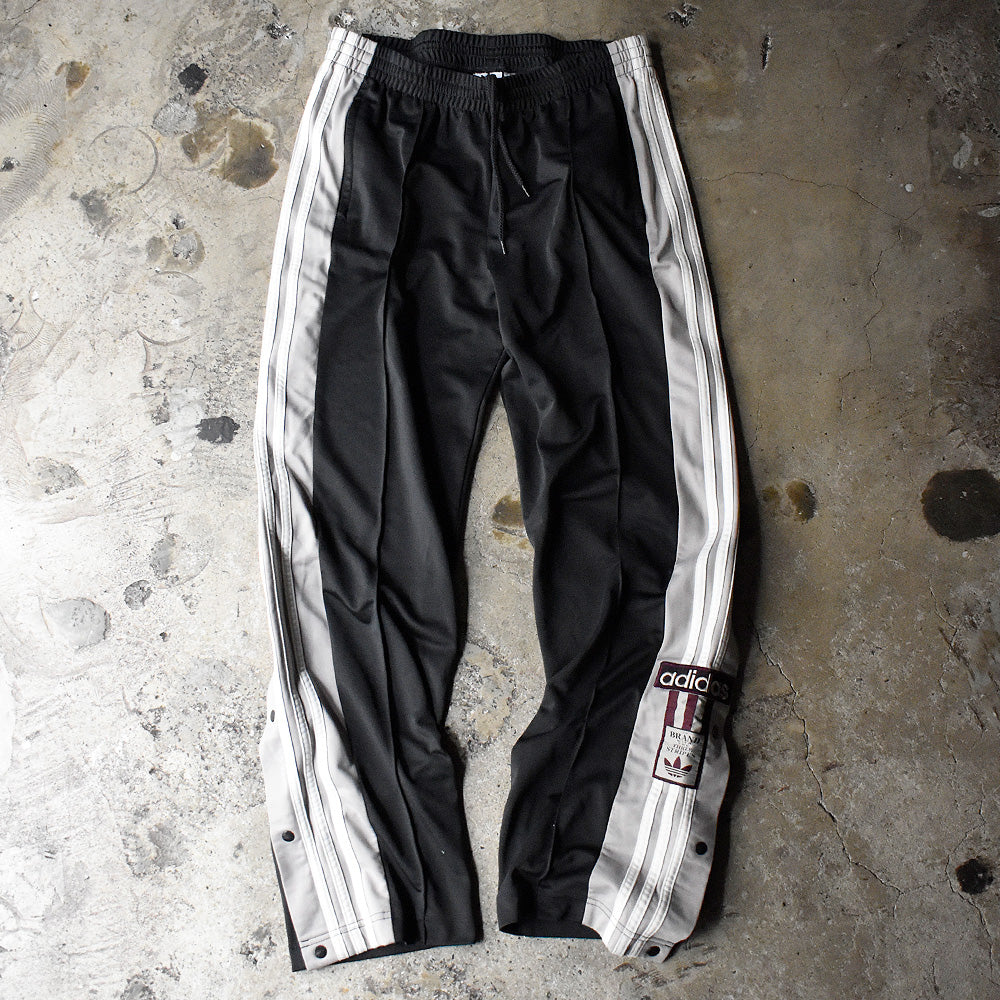 adidas トラックパンツ 240111H