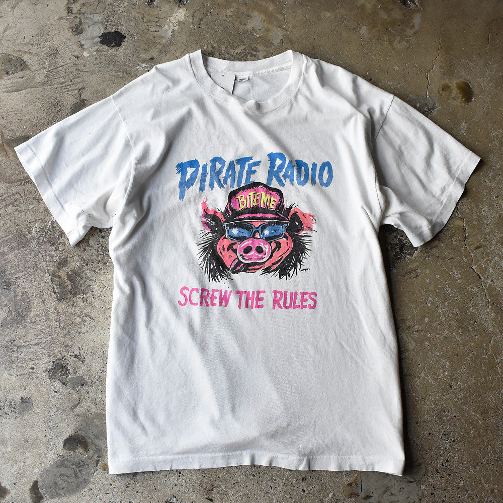 90's PIRATE RADIO "SCREW THE RULES" Pig Tシャツ 250723H