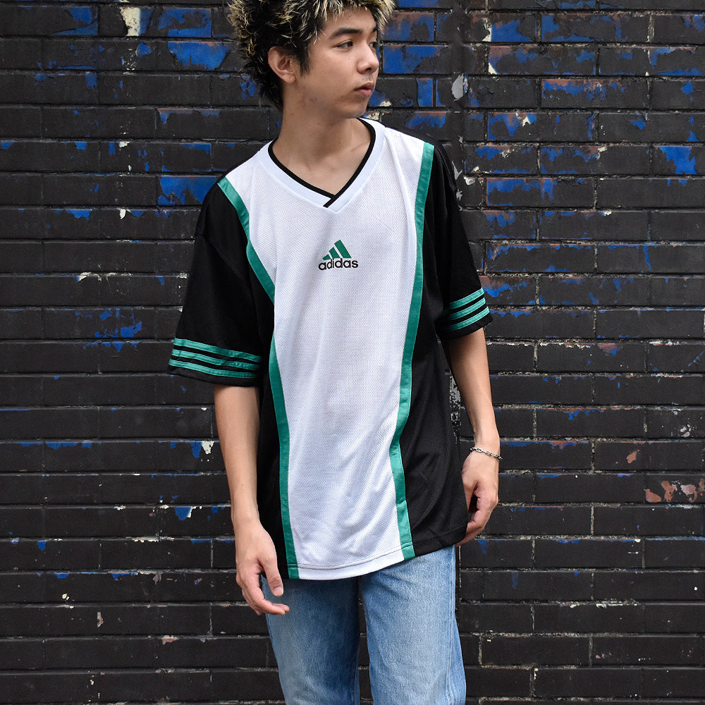 adidas - 新品未使用 adidasメッシュスポーツスウェットシャツカジュアルラウンドネック adidas adidas/アディダス メッシュクルーネックTシャツ ワン