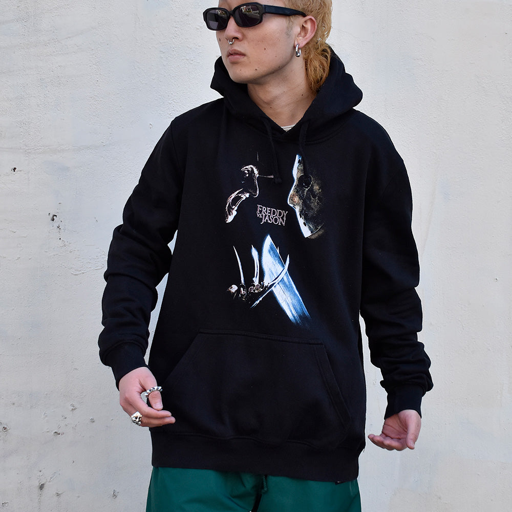 “Freddy vs. Jason” movie パーカー 231225H
