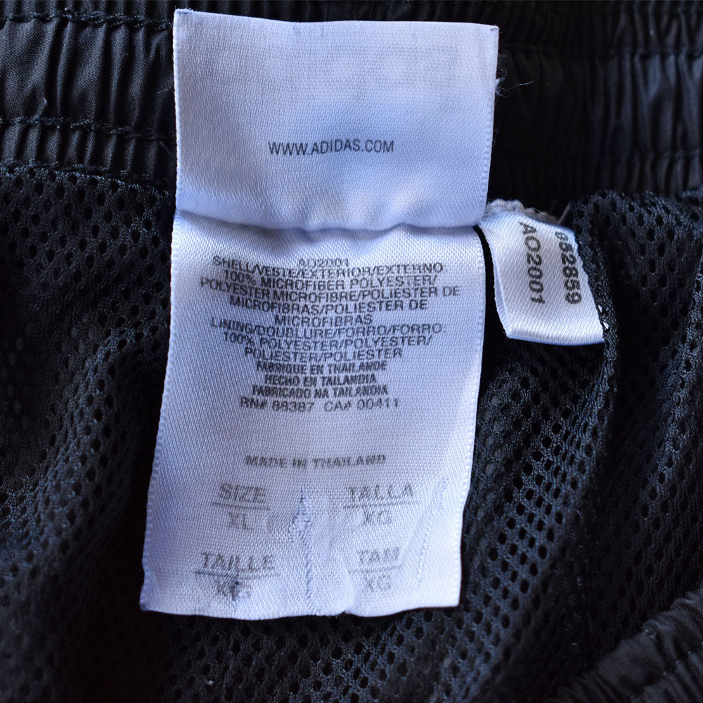 Y2K adidas ナイロントラックパンツ 231224