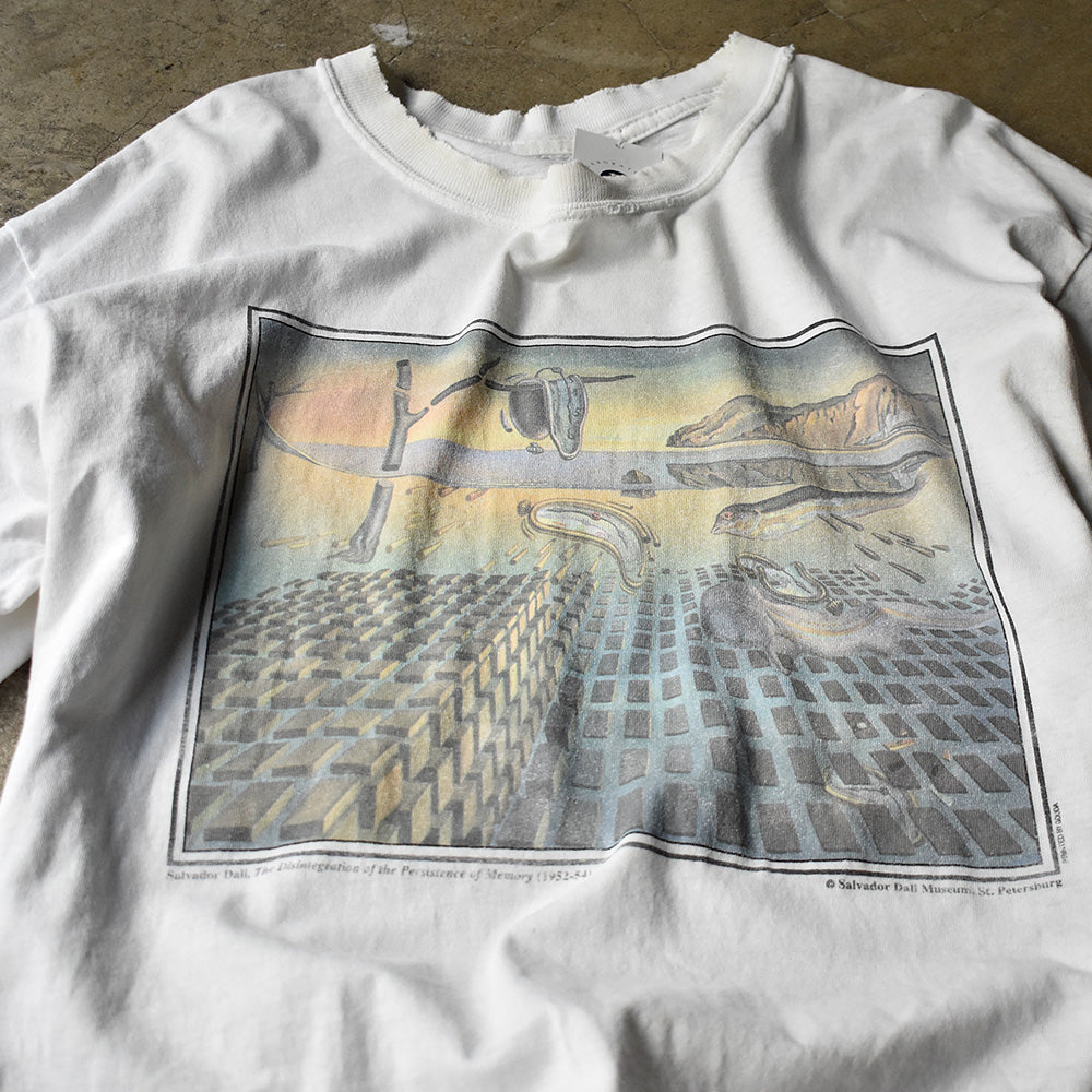 90’s Salvador Dalí “The Disintegration of the Persistence of Memory” Art Tシャツ 241202H