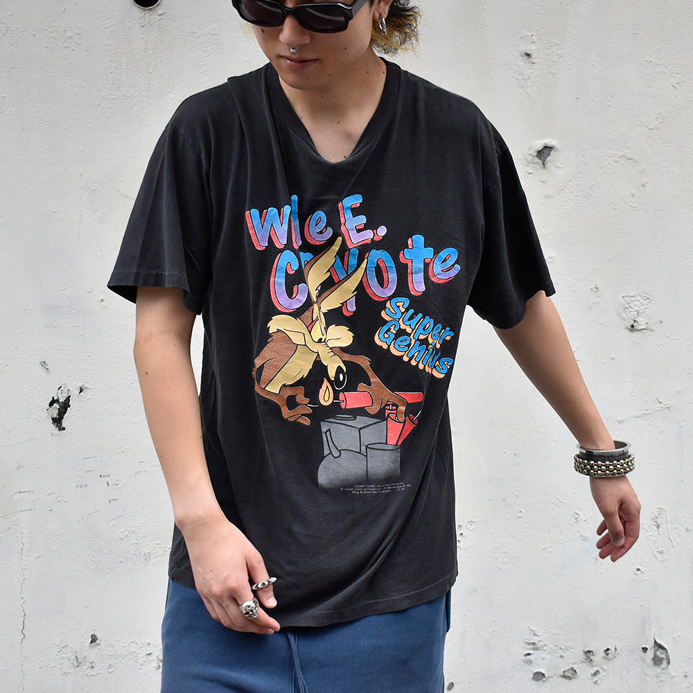 90's　Looney Tunes/ルーニー・テューンズ　"ワイリー・コヨーテ"　ダイナマイト！Tee　230906H