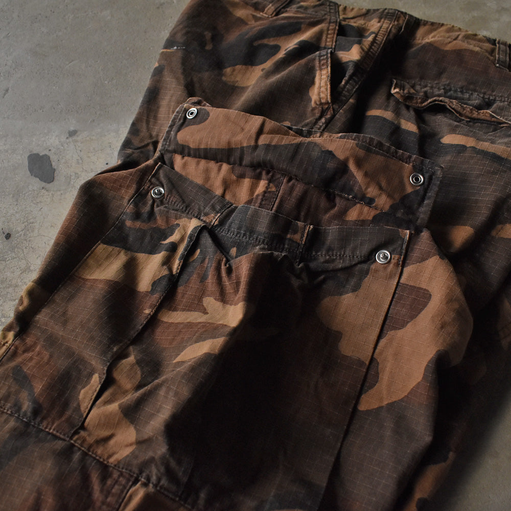 Carhartt 迷彩柄 リップストップ カーゴパンツ 231117