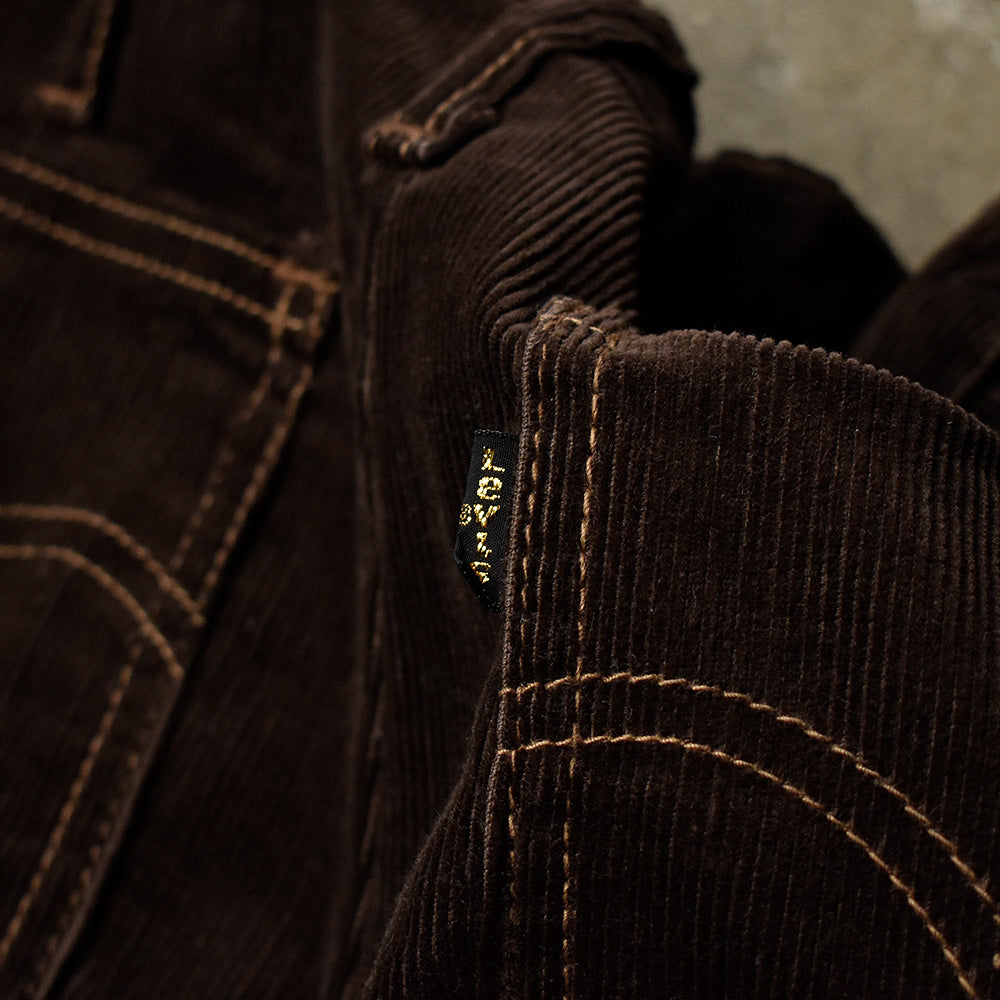 70's～レア！Levi's フレアコーデュロイパンツ フロント アーキュエイトステッチポケット！ 231122H