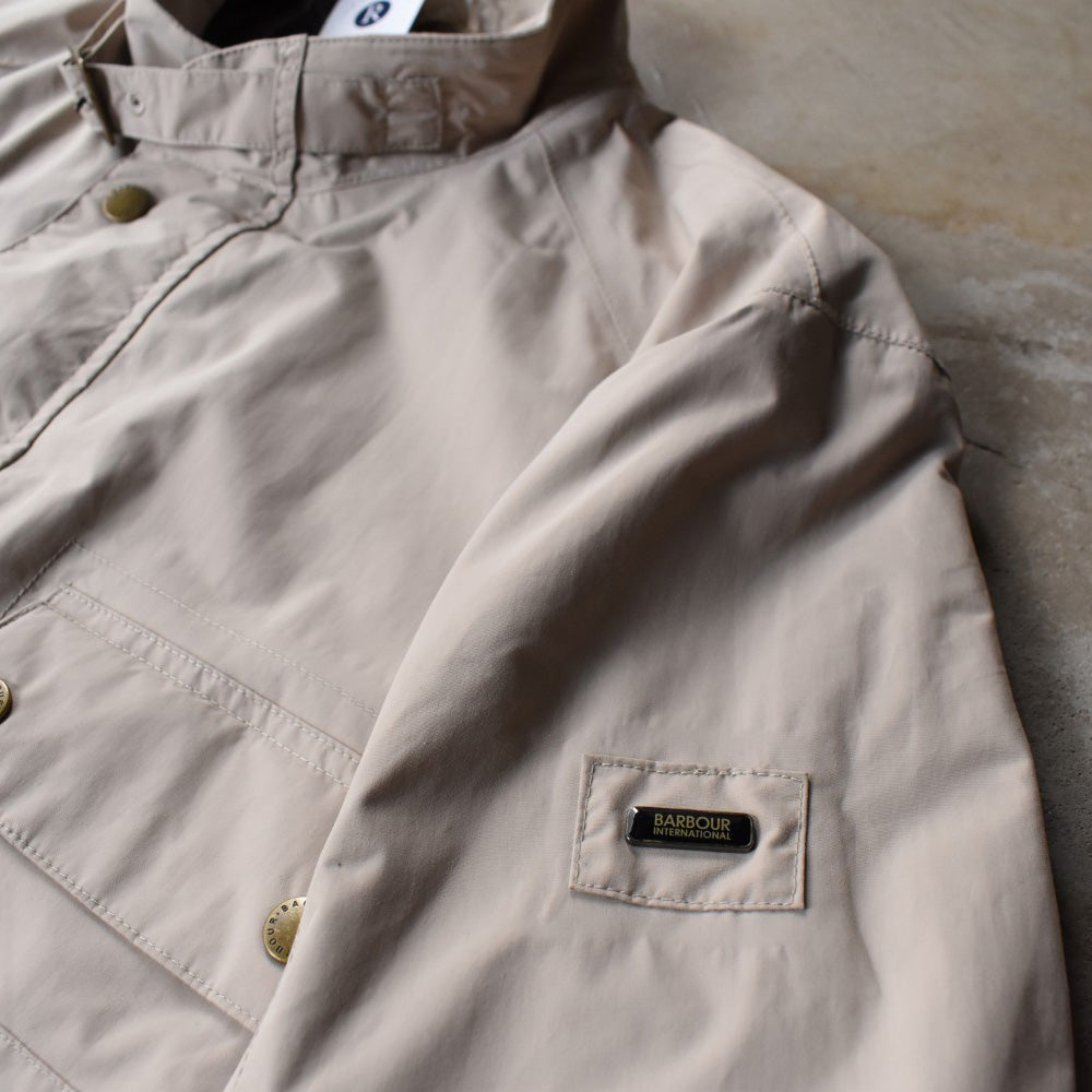 BARBOUR INTERNATIONAL ナイロンジャケット  251114H