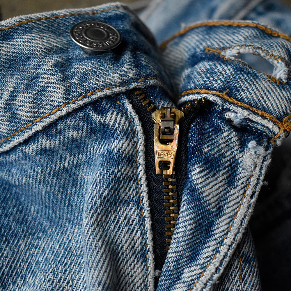 90's ダメージ！ Levi's 517 ブーツカットデニムパンツ USA製 240818H