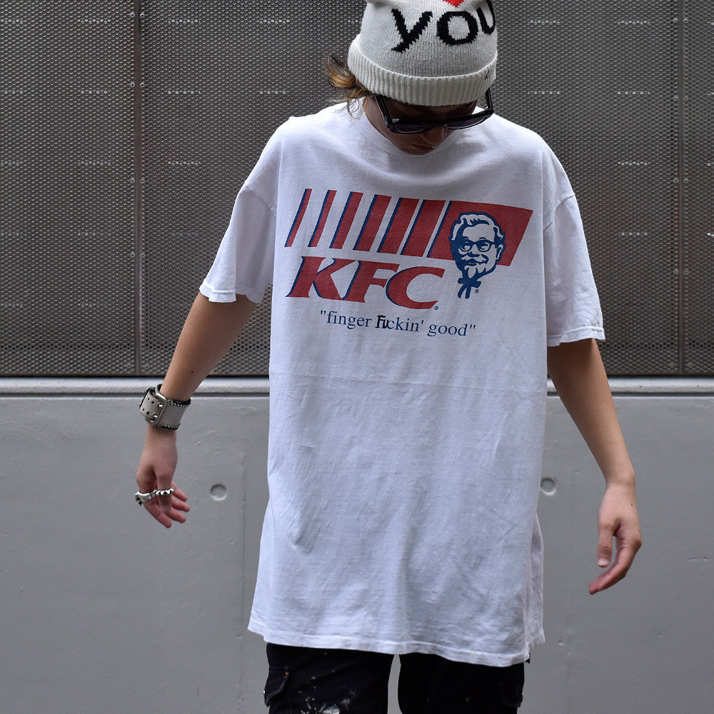 90's KFC ケンタッキー “Finger Fuckin' Good” Tシャツ 231014H